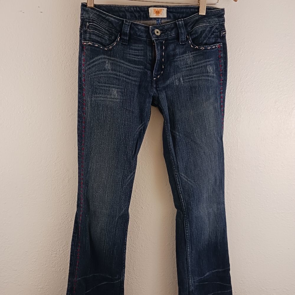 Antik denim embroidered back pockets light distressed size 26